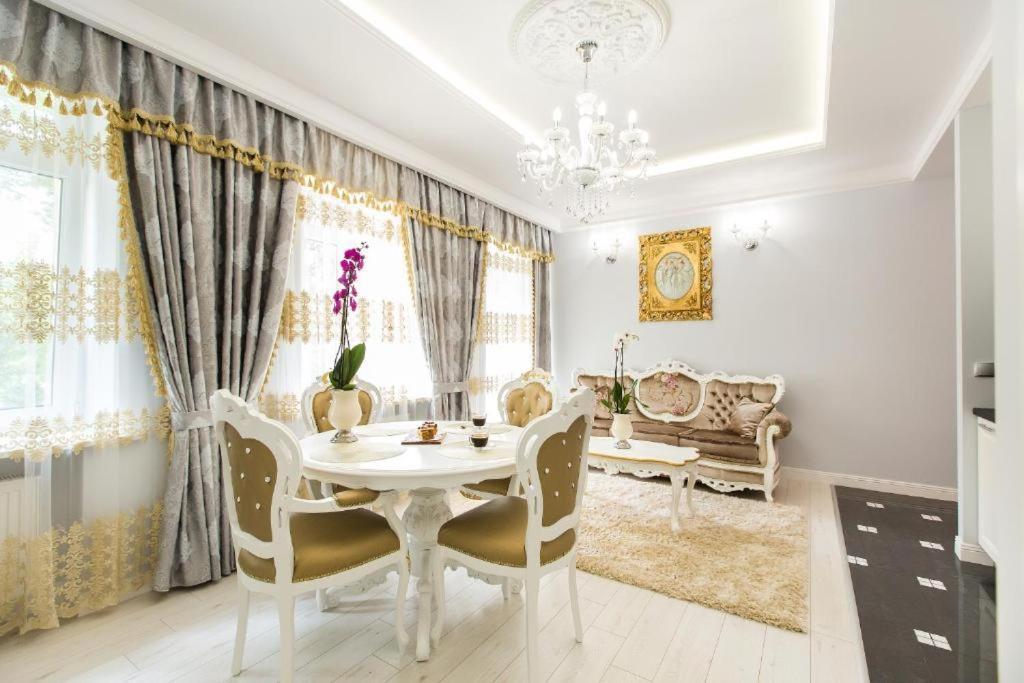 Pk Apartments-Lipowa Street-Center Bialystok Bagian luar foto